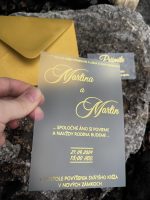 Mliečne oznámenie s metalickou zlatou 94