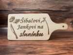 Drevená doska na krájanie šibačovi