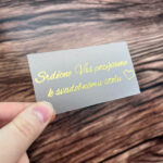 Mliečne oznámenie s metalickou zlatou tlačou a srdiečkom 136