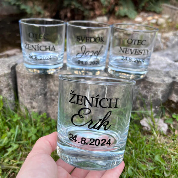 Pohár na whisky s menami a dátumom svadby 3