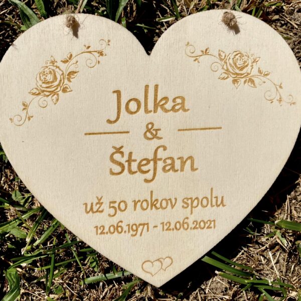 Drevené srdce k výročiu svadby s motívom ružičiek 47