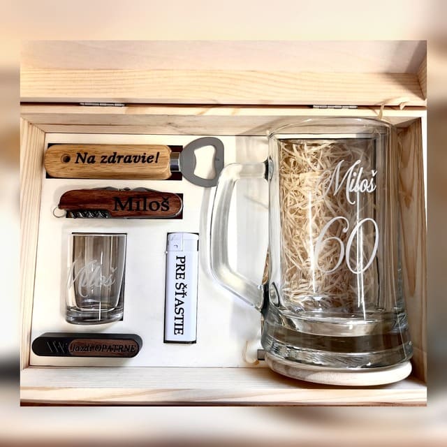 Personalizovaný drevený pivný box s gravírovaním 6 Personalizovaný drevený pivný box s gravírovaním 6